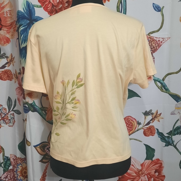 [L.L. Bean] Painted floral button down t-shirt. - Picture 6 of 7
